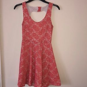 Cute sun dress!